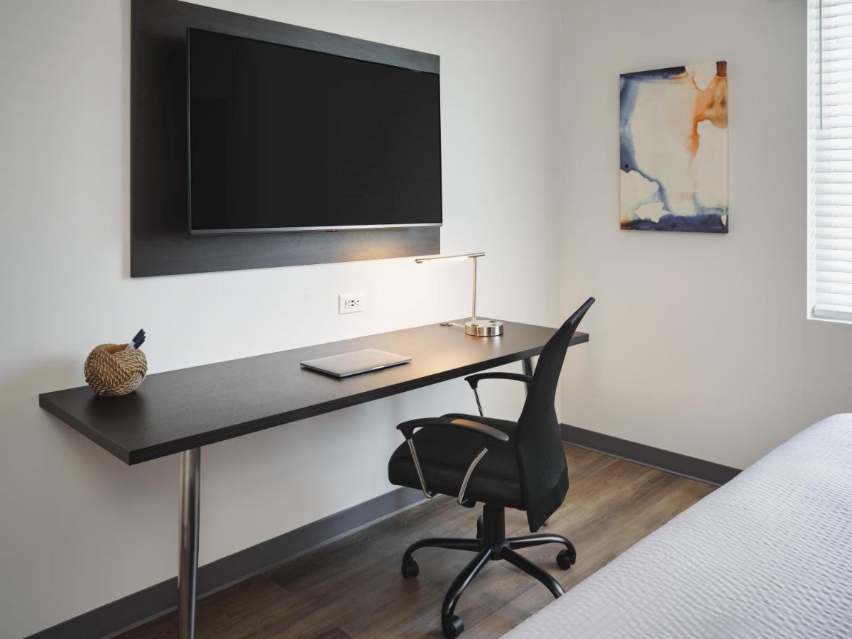 Stayapt Suites San Antonio-Randolph Live Oak Екстериор снимка