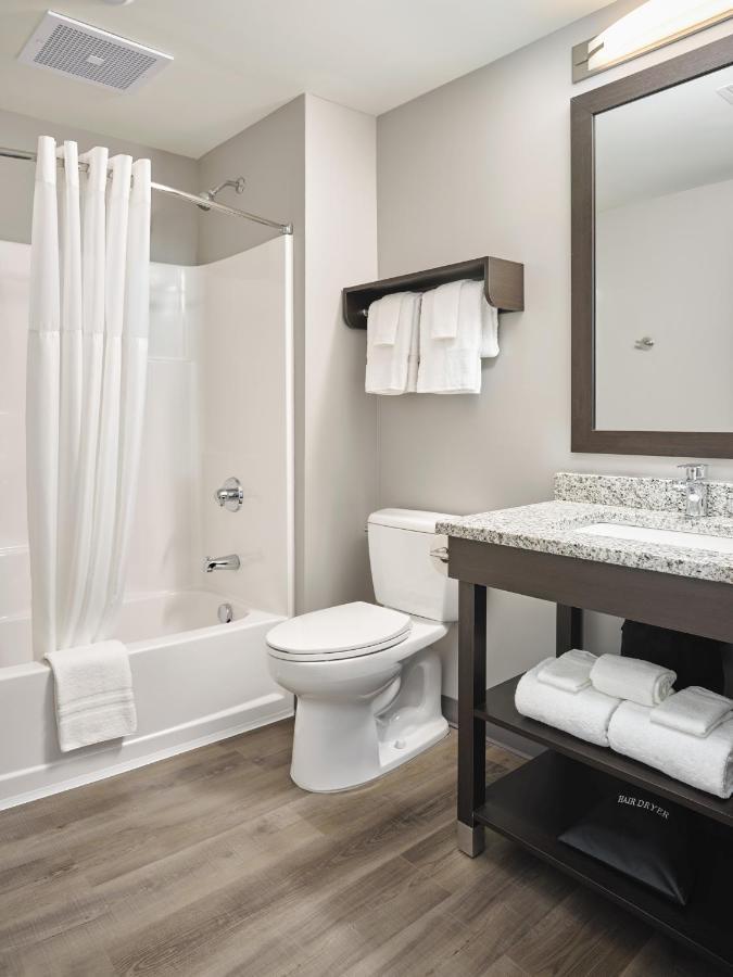 Stayapt Suites San Antonio-Randolph Live Oak Екстериор снимка