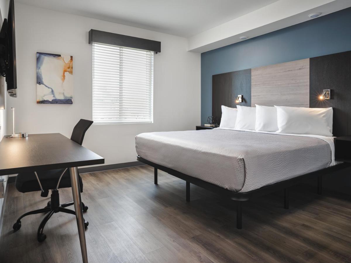 Stayapt Suites San Antonio-Randolph Live Oak Екстериор снимка